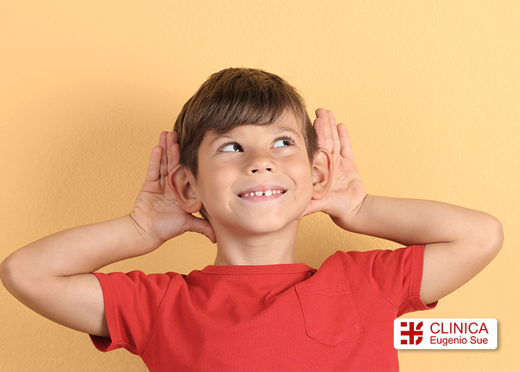 Audición infantil, señales de alerta según la edad